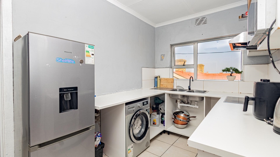 2 Bedroom Property for Sale in Brooklyn Western Cape